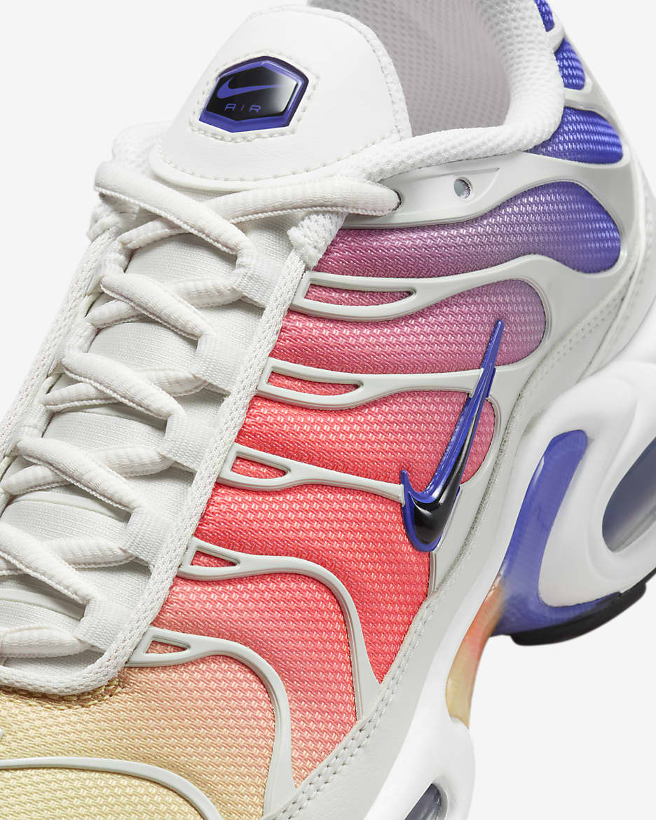 Nike Air Max Plus Women's Shoes. Nike ID